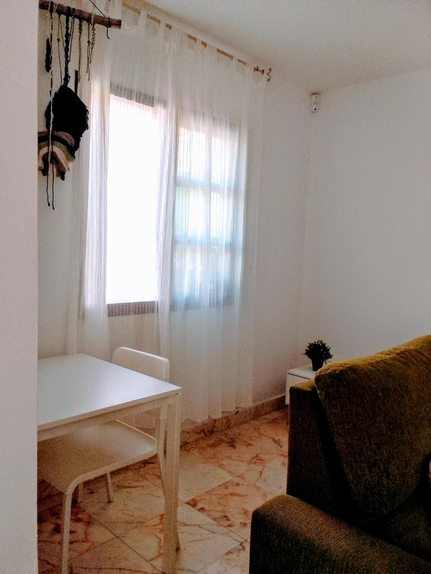 A Casa Di Ilaria Hostel คอร์ราเลโฮ ภายนอก รูปภาพ